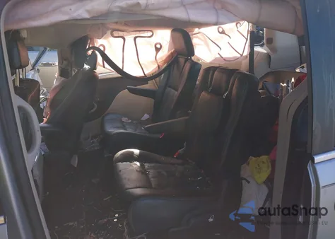 2014 Chrysler Town & Country Touring-L from USA, damaged, VIN 2C4RC1CG0ER409674